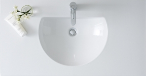 Eine Erfolgsserie kehrt zurück: Darling von Duravit. Das überarbeitet Programm überzeugt durch harmonische Kreisformen mit weichen Kanten.