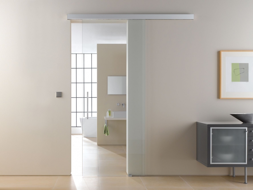 Wohnungsumbau mit Schiebetüren und Trennwänden aus Glas | Schramm ... Wohnungsumbau mit Schiebetüren und Trennwänden aus Glas | Schramm ...