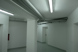 Alle Versorgungs- und Entsorgungsleitungen an der Decke und auch im Boden wurden erneuert